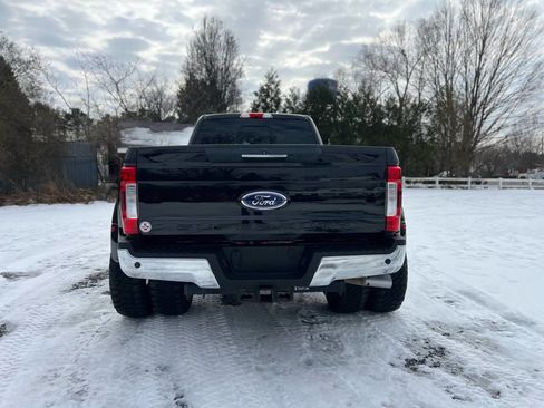 Used 2017 Ford F350 Lariat w/ Lariat Ultimate Package image 6