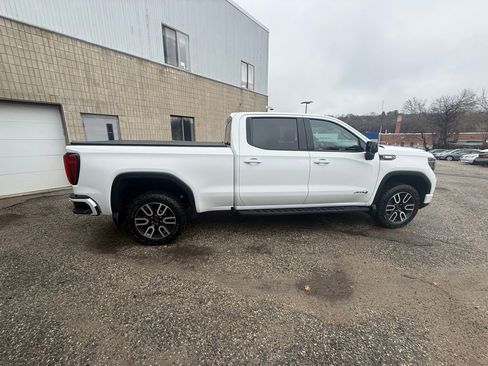 Used 2022 GMC Sierra 1500 AT4 AWD/4WD image 7