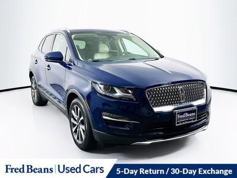 Used 2019 Lincoln MKC Reserve w/ MKC Climate Package image 1