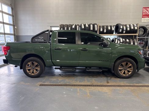 Certified 2024 Nissan Titan SV w/ SV Bronze Edition Package image 2