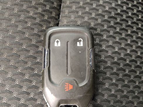 Used 2022 GMC Acadia SLE w/ LPO, Floor Liner Package FWD image 32