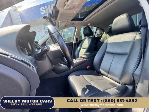 Used 2018 INFINITI Q50 Luxe AWD/4WD image 10