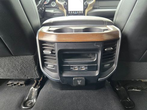 Used 2024 RAM 2500 Laramie AWD/4WD image 43