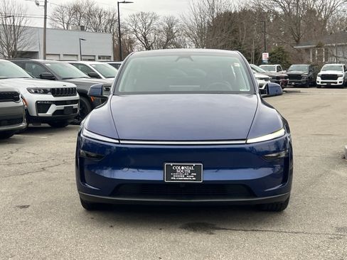 Used 2026 Tesla Model Y 2WD image 10