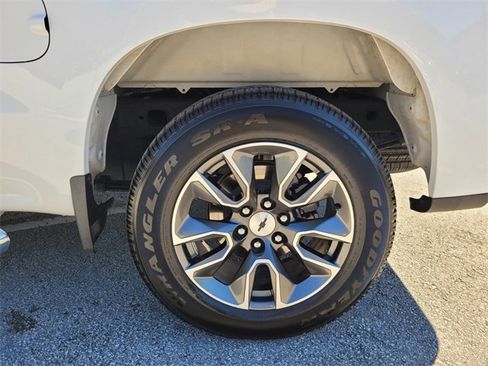 Used 2022 Chevrolet Silverado 1500 RST image 16