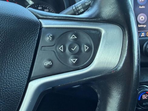 Used 2020 GMC Terrain SLT image 28