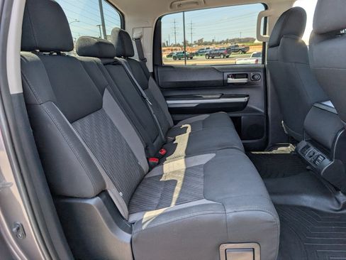 Used 2016 Toyota Tundra SR5 AWD/4WD image 5