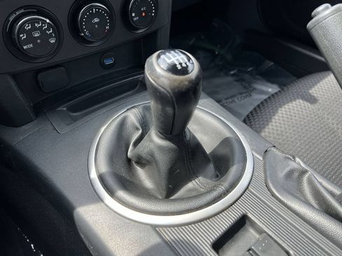 Used 2008 MAZDA MX-5 Miata Touring RWD image 19