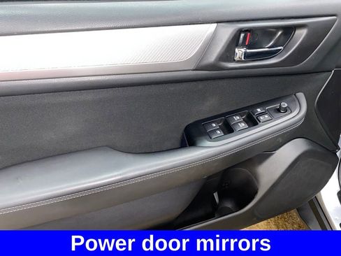 Used 2011 Honda CR-V LX image 8