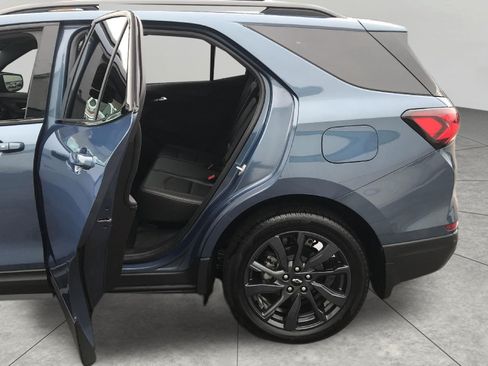 Used 2024 Chevrolet Equinox RS w/ RS Leather Package AWD/4WD image 24