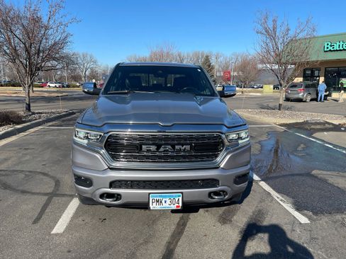 Used 2022 RAM 1500 Limited w/ Body Color Bumper Group image 3