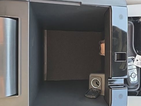 New 2026 Ford Explorer Platinum w/ LUX Leather Package image 39