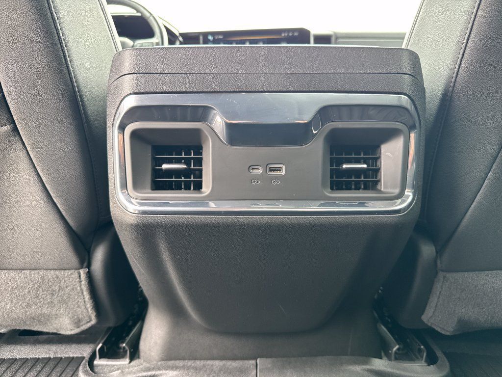 Certified 2023 Chevrolet Silverado 1500 LTZ AWD/4WD image 34