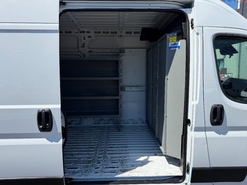Used 2023 RAM ProMaster 3500 FWD image 8