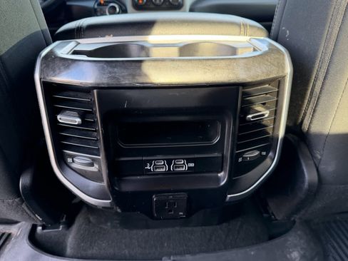 Used 2019 RAM 1500 Big Horn image 17