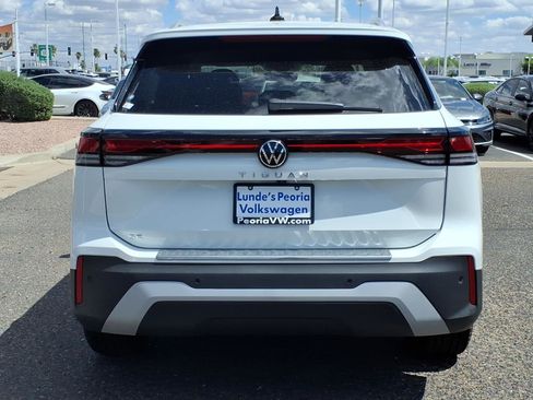 New 2026 Volkswagen Tiguan SE image 6