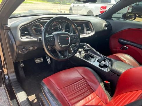 Used 2016 Dodge Challenger R/T Scat Pack RWD image 14