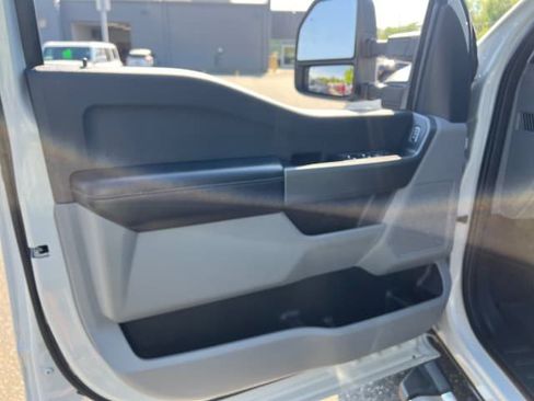Used 2025 Ford F250 XLT AWD/4WD image 10