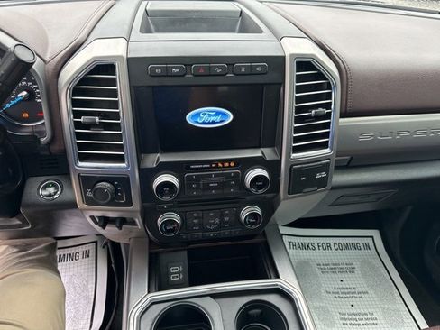 Used 2017 Ford F350 Platinum w/ Platinum Ultimate Package image 11