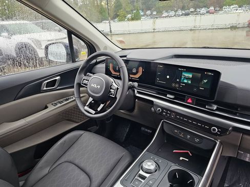 New 2026 Kia Carnival LXS image 29