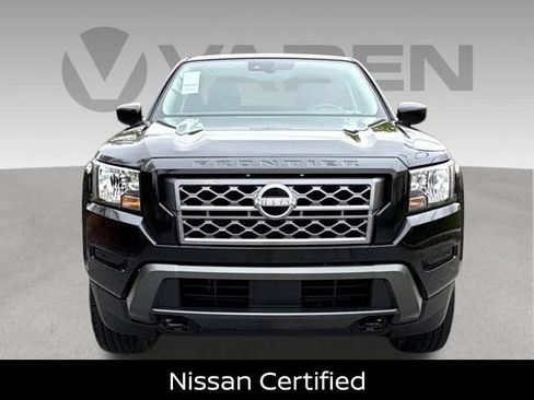 Certified 2024 Nissan Frontier SV AWD/4WD image 2