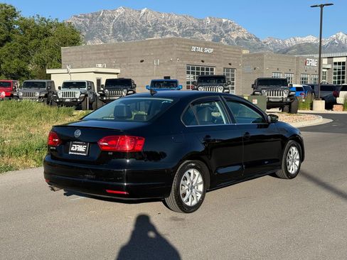 Used 2014 Volkswagen Jetta SE FWD image 9