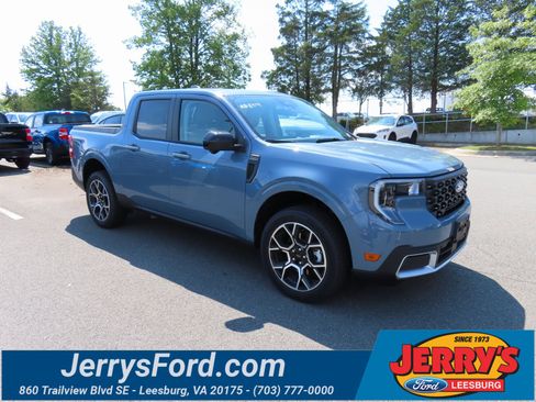 New 2025 Ford Maverick Lariat image 1