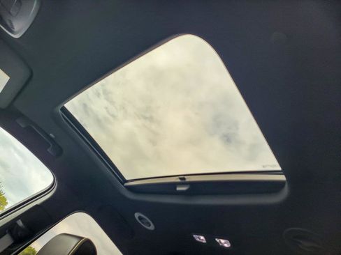 Certified 2023 Chevrolet Traverse Premier image 9