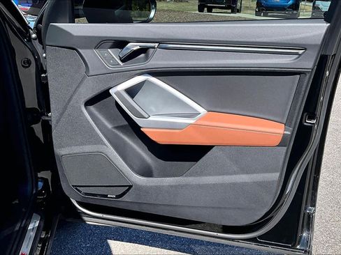 Used 2024 Audi Q3 2.0T Premium Plus image 26