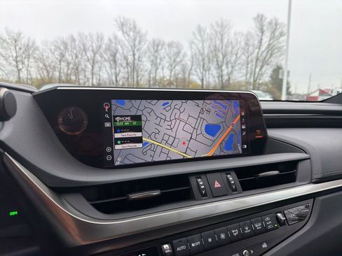 Used 2021 Lexus ES 350 Luxury image 29