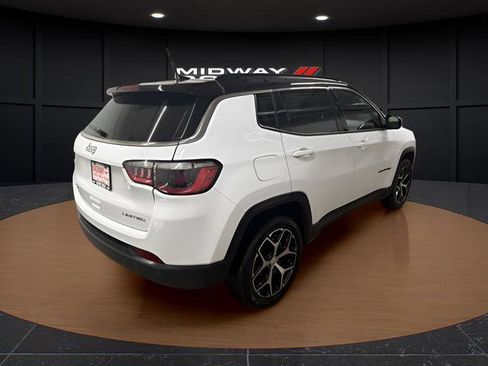 Used 2024 Jeep Compass Limited AWD/4WD image 4