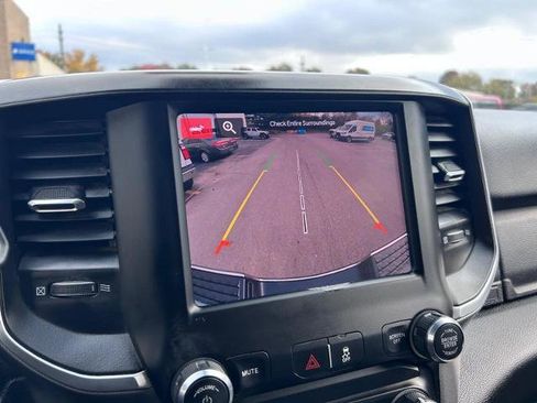 Used 2024 RAM 2500 Big Horn image 20