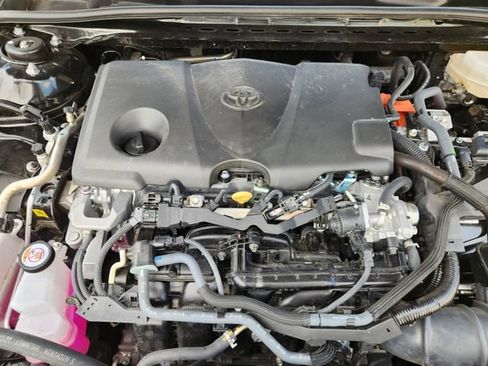 Used 2026 Toyota Camry LE FWD image 21