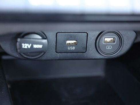 Certified 2023 Hyundai Elantra SEL FWD image 25