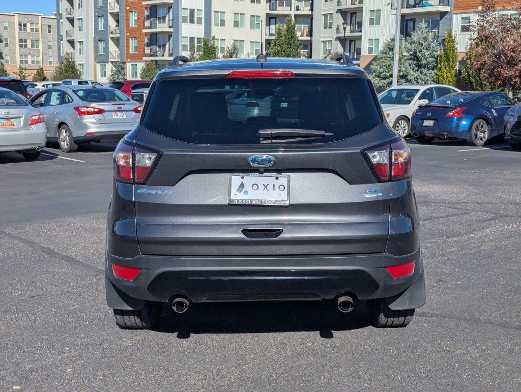 Used 2018 Ford Escape SE w/ SE Sport Appearance Package AWD/4WD image 6