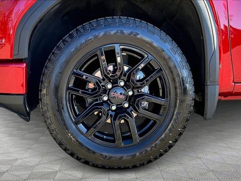 Used 2023 GMC Sierra 1500 Elevation image 21