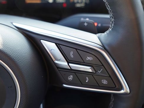 Certified 2025 Buick Enclave Preferred image 33