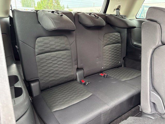 Used 2024 Nissan Pathfinder SV FWD image 13