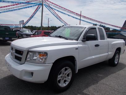 Used 2010 Dodge Dakota Big Horn w/ Trailer Tow Group