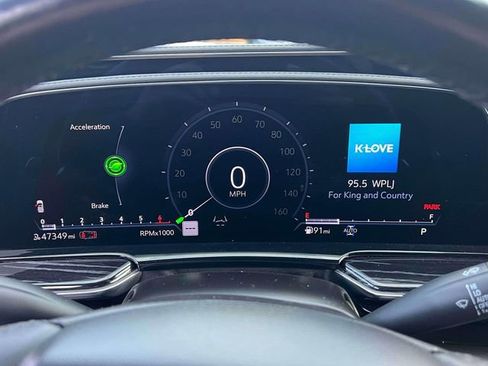 Used 2023 Cadillac Escalade ESV Sport w/ Touring Package image 27