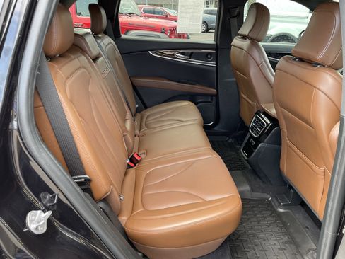 Used 2023 Lincoln Nautilus Reserve w/ Equipment Group 201A image 43