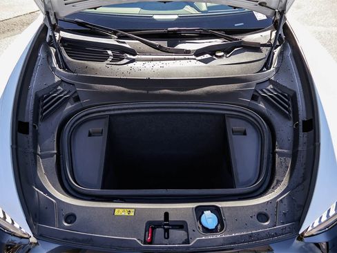 Used 2024 Audi RS e-tron GT w/ Carbon Performance Package image 31