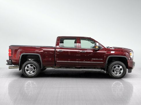 Used 2017 GMC Sierra 3500 Denali w/ Duramax Plus Package AWD/4WD image 6