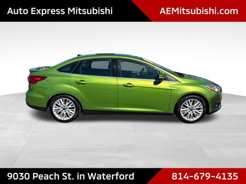 Used 2018 Ford Focus Titanium FWD image 8