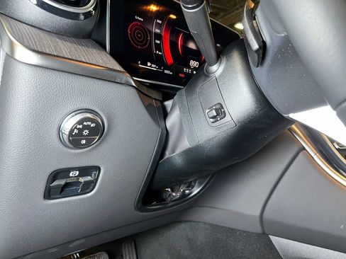 Used 2026 Mercedes-Benz GLC 300 4MATIC image 27