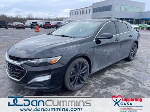 Used 2020 Chevrolet Malibu LT w/ Leather Package image 1