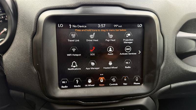 Used 2018 Jeep Renegade Latitude w/ UConnect 8.4 Nav Group AWD/4WD image 25