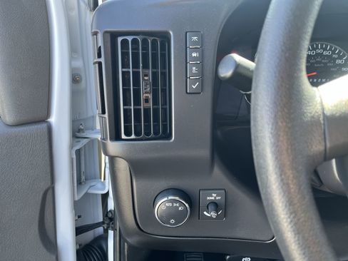 Used 2024 Chevrolet Express 2500 Work Van 3D Cargo Van w/ Driver Convenience Package image 15