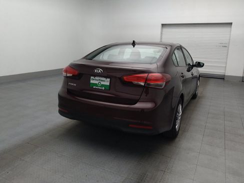 Used 2017 Kia Forte LX FWD image 7