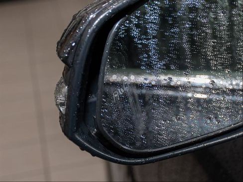 Used 2021 Toyota Venza XLE w/ Softex Package image 6